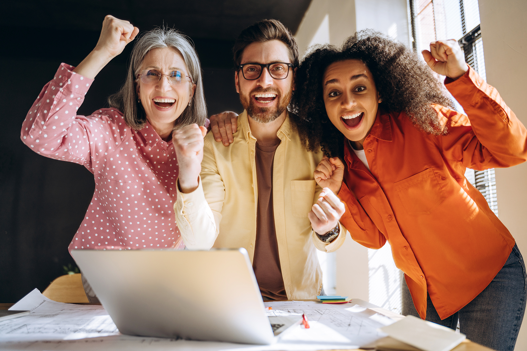 Benefici gestione social media professionale